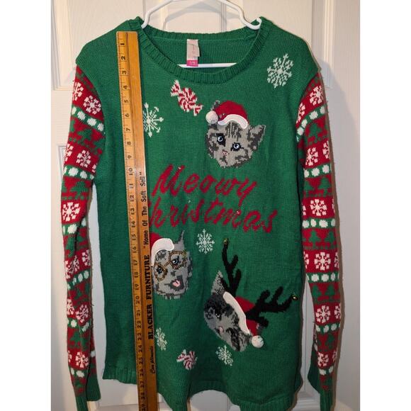 Ugly Christmas Sweater XL Meowy Christmas Cat Kitten Santa Claus No Boundaries - Picture 6 of 7